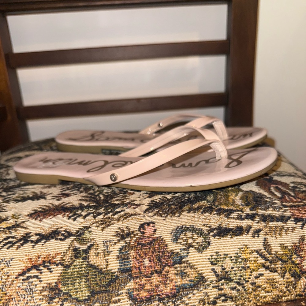 ✨ Sam Edelman Tanya Vegan Patent Leather Flip Flops | Blush Pink | Sz 6 ✨ - Picture 5 of 10